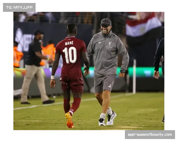 关键对位:阿什拉夫与拉菲尼亚的边路攻防将成为比赛胜负手 关键对位:阿什拉夫与拉菲尼亚的边路攻防将成为比赛胜负手